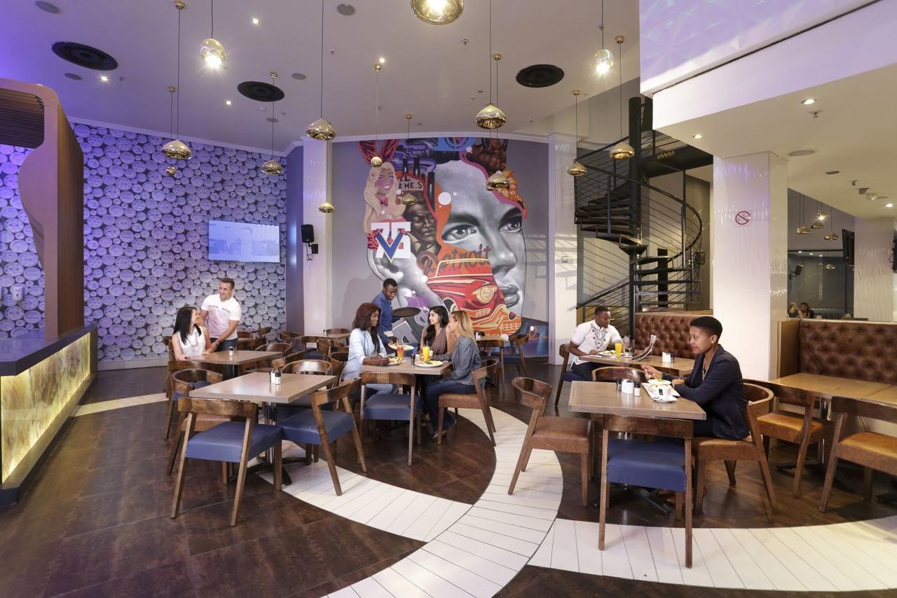 皮蒙特麦特科特约翰内斯堡帝王宫殿酒店 肯普顿帕克 外观 照片